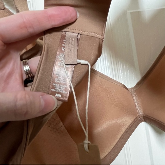 NWT SKIMS Sienna Weightless Scoop Bra Size 38H - Picture 5 of 9